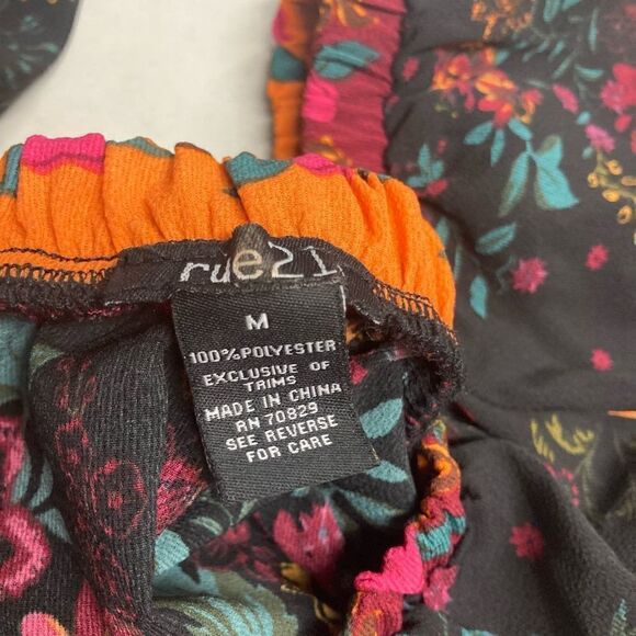 Rue 21 Floral Multicolored Top Size Medium - Picture 6 of 7